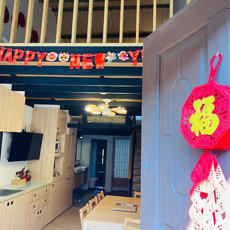 捉鳳凰 台南百年老宅包棟導覽民宿系列catchphoenix Centennial Guesthouse Buitenkant foto