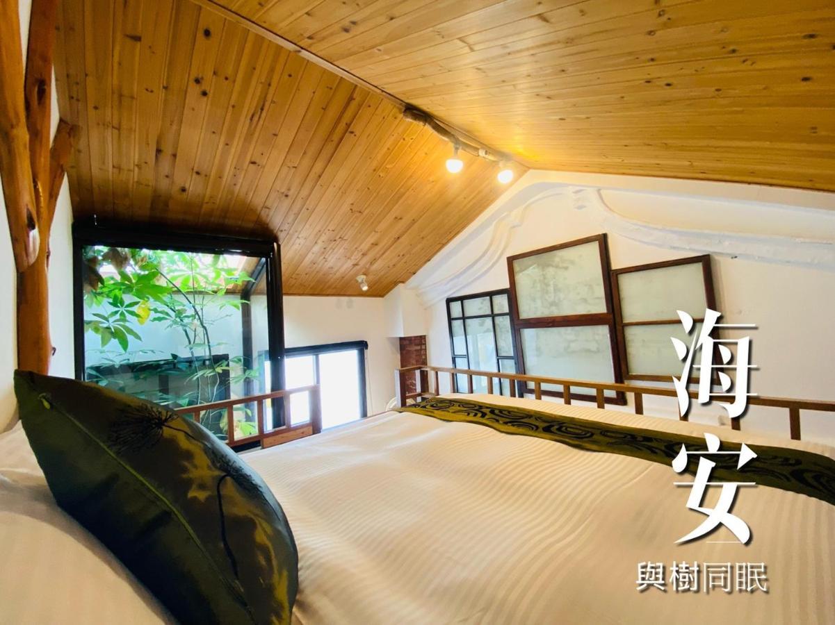 捉鳳凰 台南百年老宅包棟導覽民宿系列catchphoenix Centennial Guesthouse Buitenkant foto