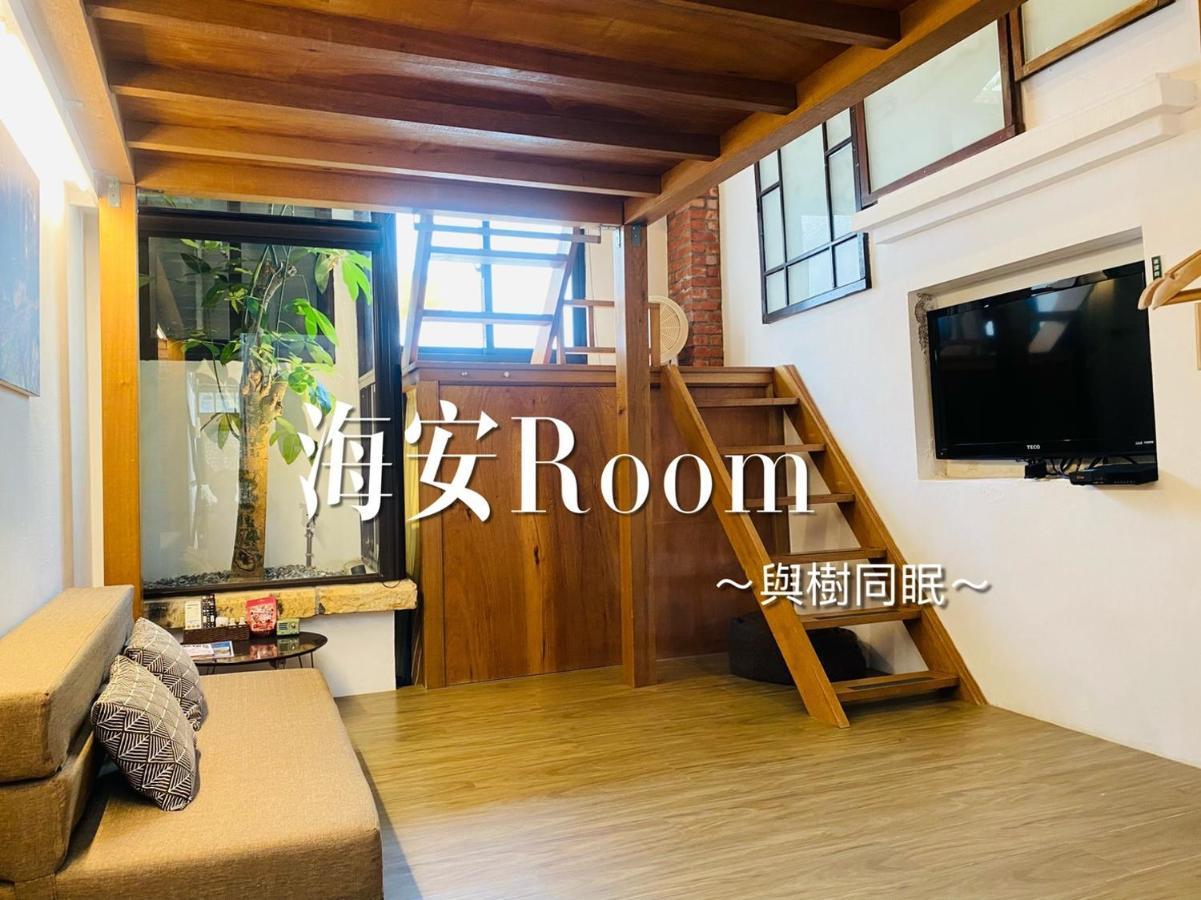 捉鳳凰 台南百年老宅包棟導覽民宿系列catchphoenix Centennial Guesthouse Buitenkant foto