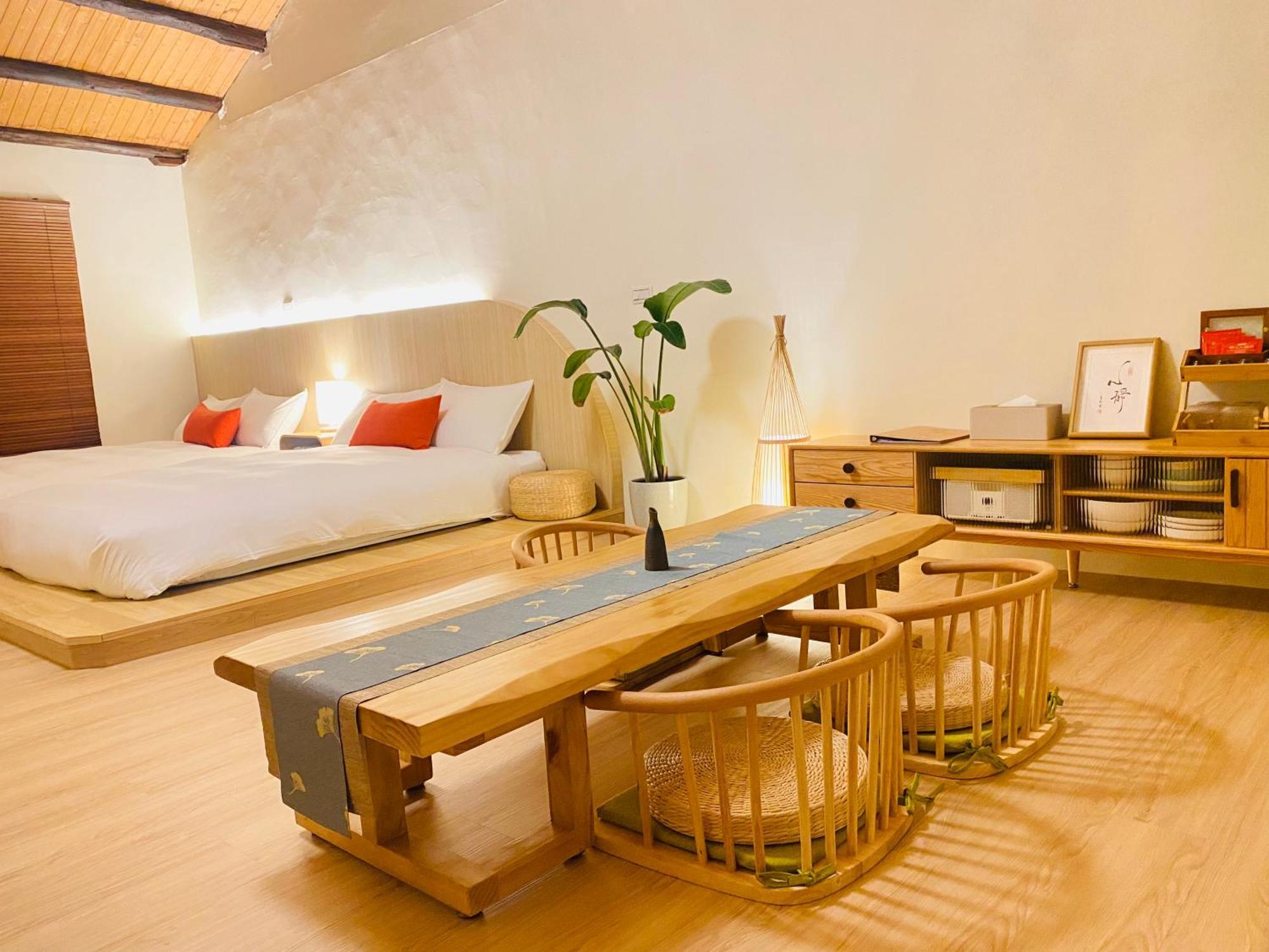 捉鳳凰 台南百年老宅包棟導覽民宿系列catchphoenix Centennial Guesthouse Buitenkant foto