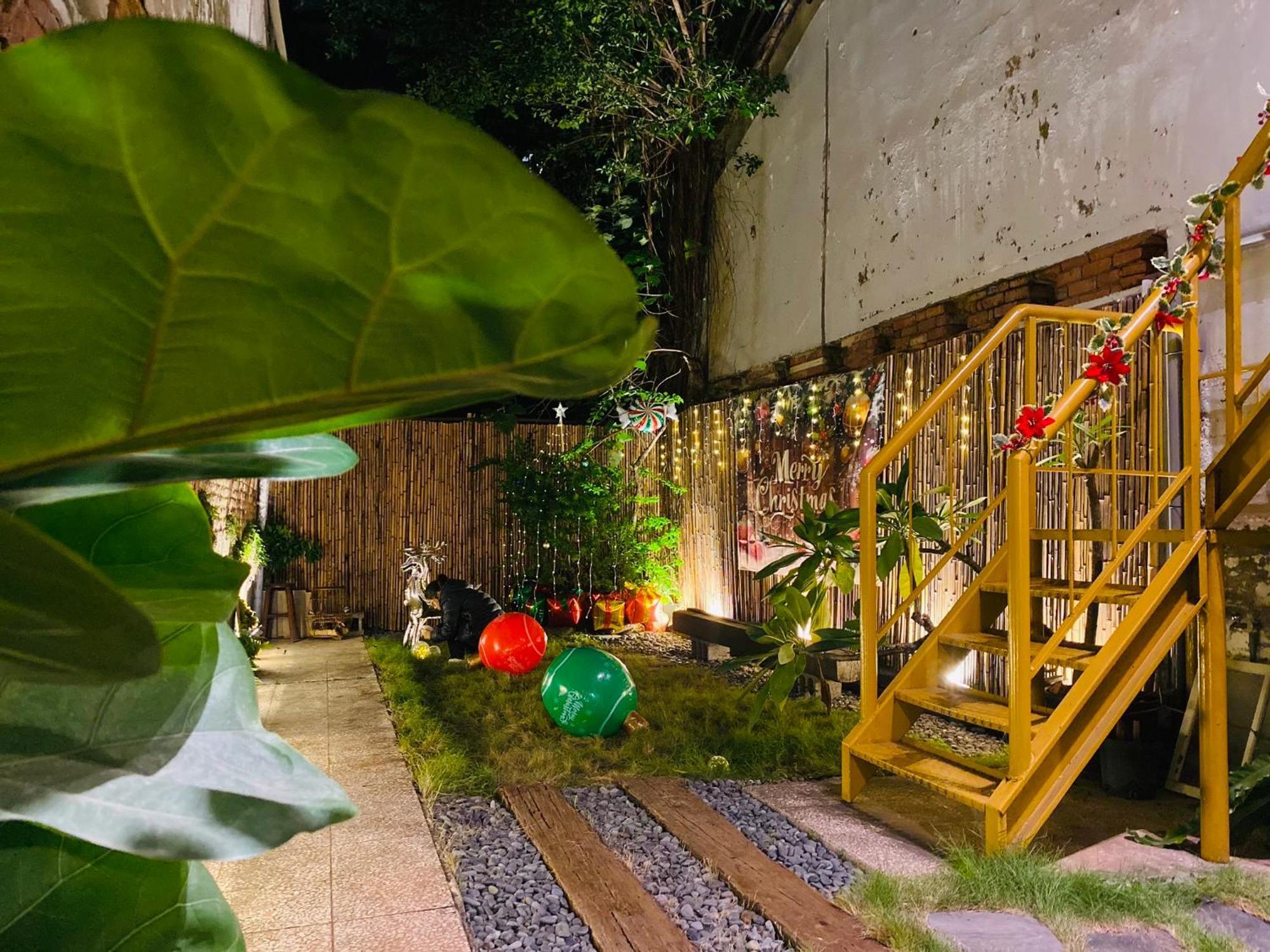 捉鳳凰 台南百年老宅包棟導覽民宿系列catchphoenix Centennial Guesthouse Buitenkant foto
